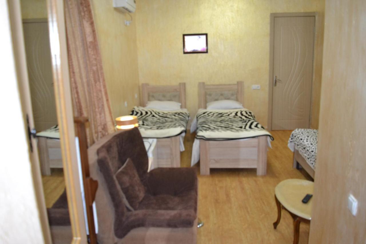 Hotel Mkudro Kutaisi Bagian luar foto