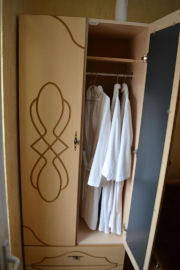 Hotel Mkudro Kutaisi Bagian luar foto