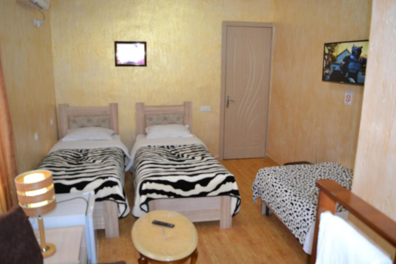 Hotel Mkudro Kutaisi Bagian luar foto