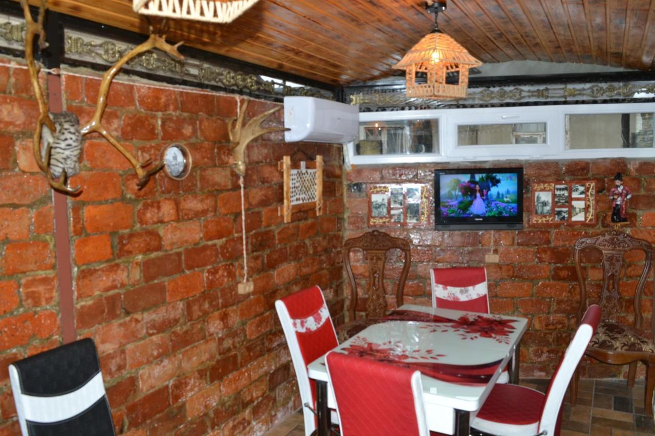 Hotel Mkudro Kutaisi Bagian luar foto