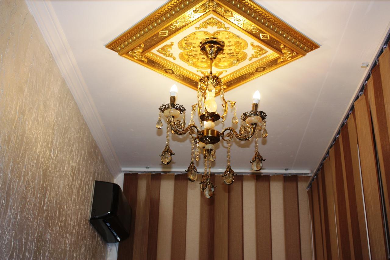 Hotel Mkudro Kutaisi Bagian luar foto