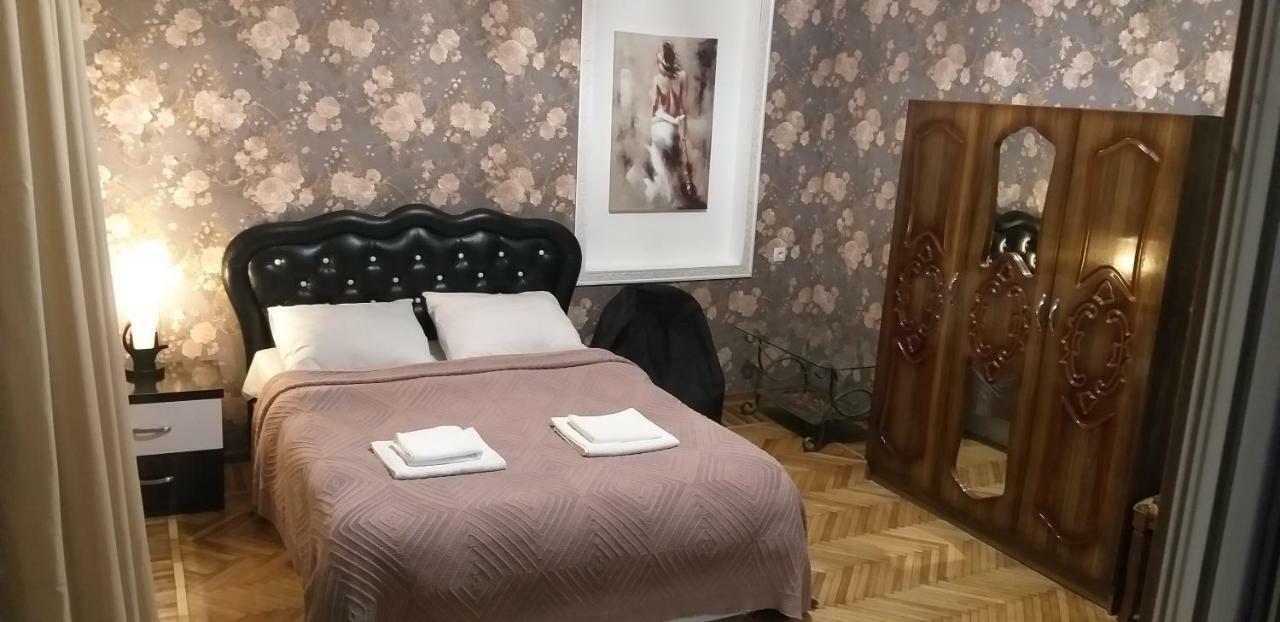 Hotel Mkudro Kutaisi Bagian luar foto
