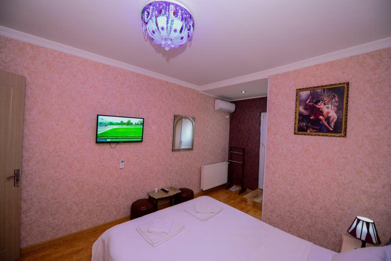 Hotel Mkudro Kutaisi Bagian luar foto