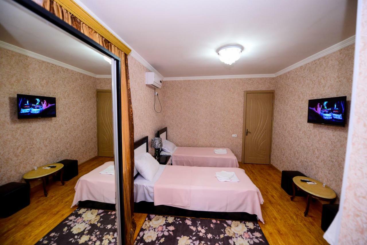 Hotel Mkudro Kutaisi Bagian luar foto