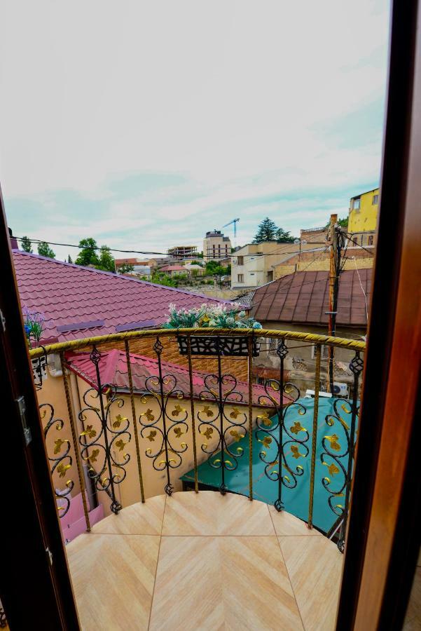 Hotel Mkudro Kutaisi Bagian luar foto