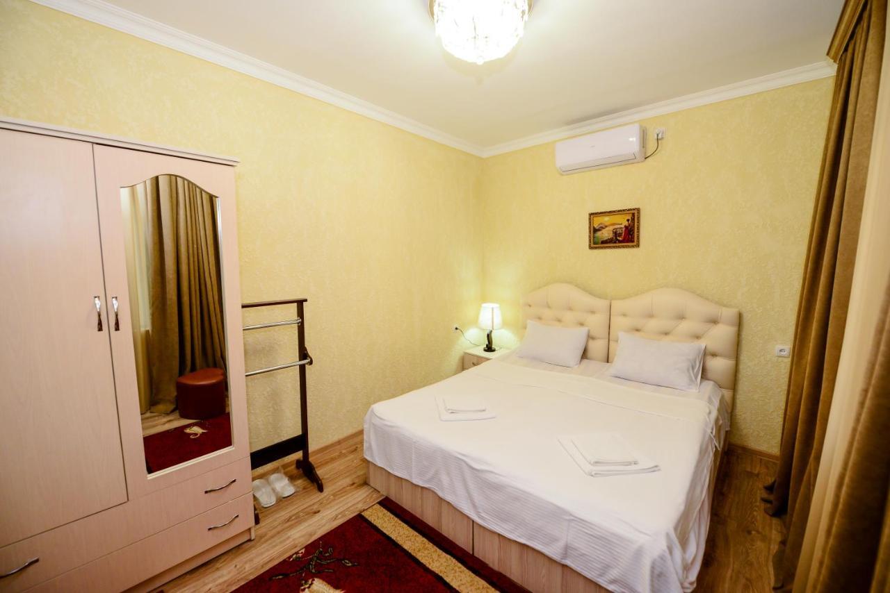 Hotel Mkudro Kutaisi Bagian luar foto