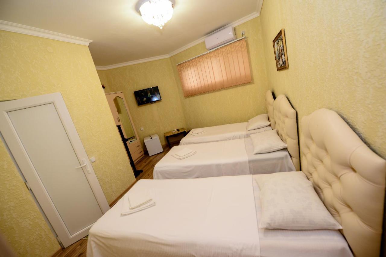 Hotel Mkudro Kutaisi Bagian luar foto